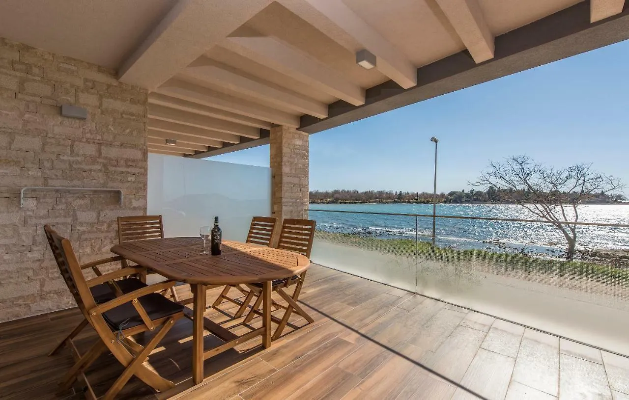 Villa Punta Mulino Lovrečica Apartment