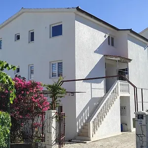 villa-dusper-trogir.hotels-in-trogir.com/