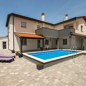 https://apartments-marko-1670.pula-hotels.org